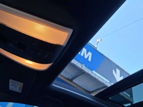 Mercedes-Benz E - 2015