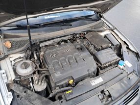 Volkswagen Passat - 2015