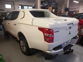 Mitsubishi L200 - 2016
