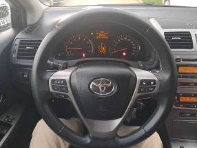 Toyota Avensis - 2011