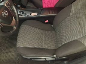 Toyota Avensis - 2011