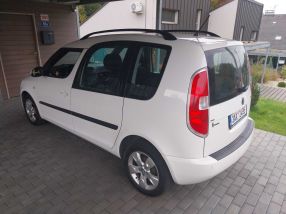 Skoda Roomster - 2011