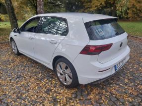 Volkswagen Golf - 2021