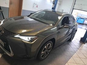 Lexus UX - 2021