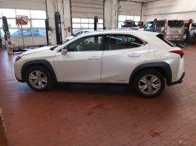 Lexus UX - 2020