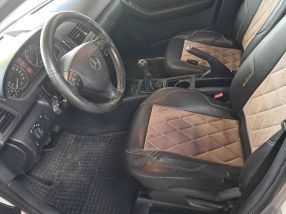 Mercedes-Benz A - 2009