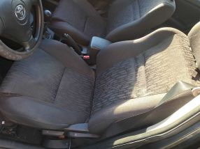 Toyota Corolla - 2004