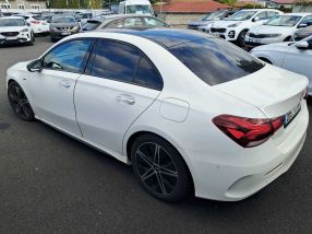 Mercedes-Benz A - 2021