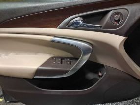 Opel Insignia - 2013