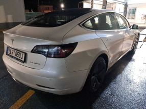 Tesla Model 3 - 2019