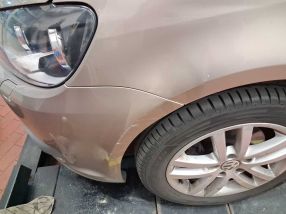 Volkswagen Touran - 2012