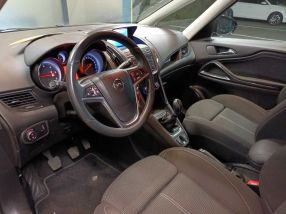 Opel Zafira Tourer - 2013