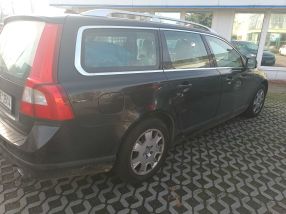 Volvo V70 - 2010