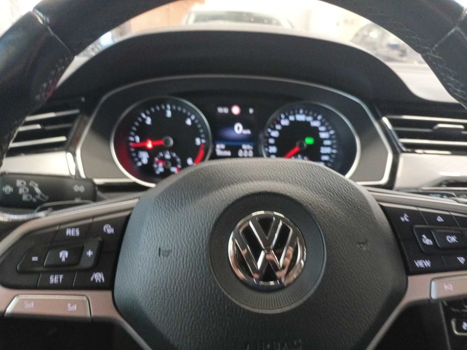 Volkswagen Passat - 2019