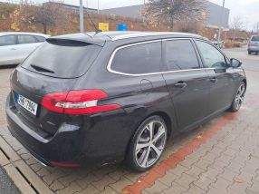 Peugeot 308 - 2016