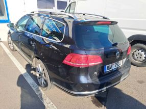 Volkswagen Passat - 2011