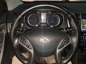 Hyundai i30 - 2012