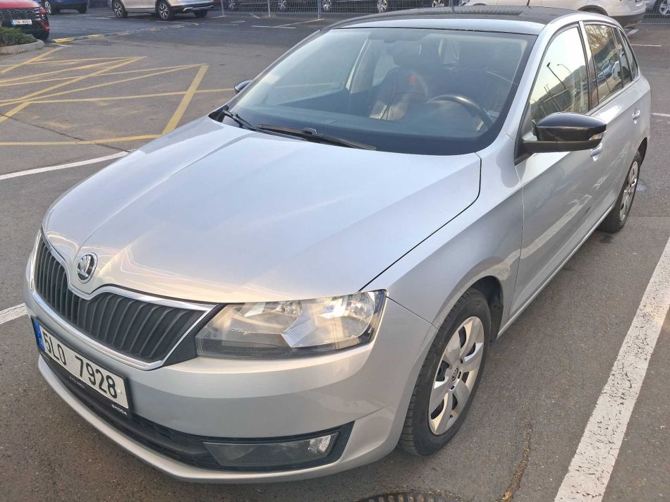 Skoda Rapid Spaceback - 2016
