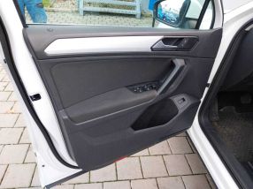 Volkswagen Tiguan - 2019