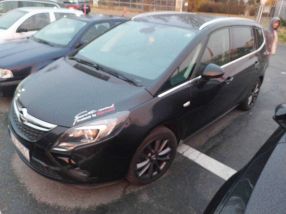 Opel Zafira Tourer - 2012