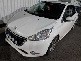 Peugeot 208 - 2015