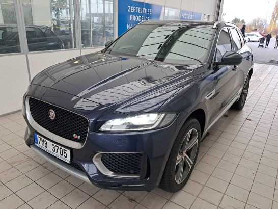 Jaguar F-Pace