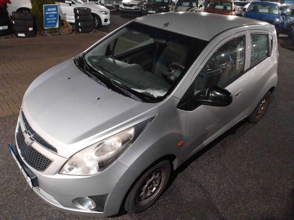 Chevrolet Spark - 2011