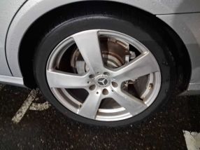 Mercedes-Benz E - 2011