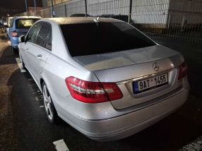 Mercedes-Benz E - 2011