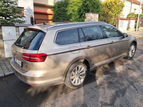 Volkswagen Passat - 2016