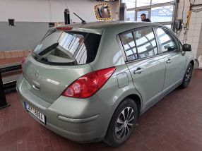 Nissan Tiida - 2008