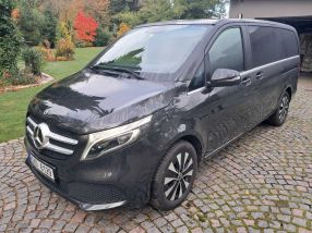 Mercedes-Benz V - 2022