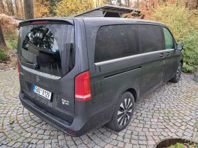 Mercedes-Benz V - 2022