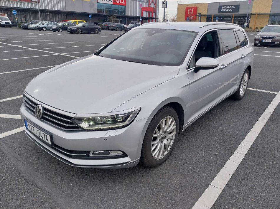Volkswagen Passat - 2016