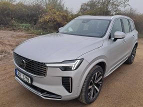 Volvo XC90 - 2025