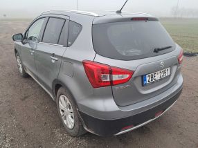 Suzuki SX4 S-Cross - 2019