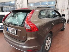 Volvo XC60 - 2015