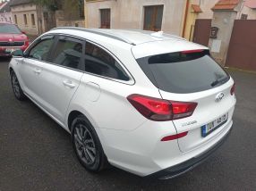 Hyundai i30 - 2023