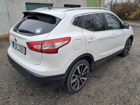 Nissan Qashqai - 2015