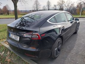 Tesla Model 3 - 2019