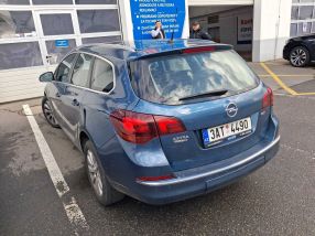 Opel Astra - 2013