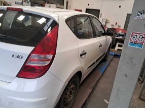 Hyundai i30 - 2009