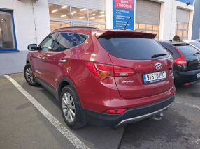 Hyundai Santa Fe - 2015