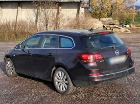 Opel Astra - 2014