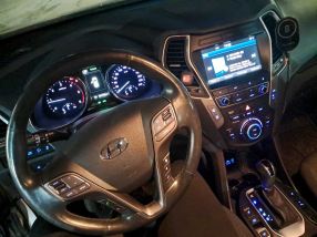 Hyundai Santa Fe - 2017