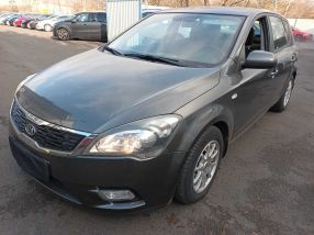 Kia Ceed - 2010