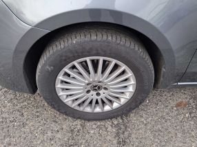 Mercedes-Benz V - 2022