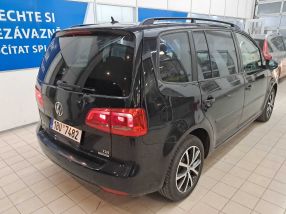 Volkswagen Touran - 2011