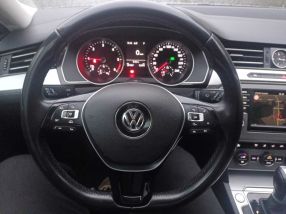 Volkswagen Passat - 2015