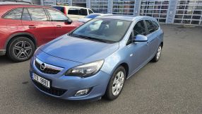 Opel Astra - 2011